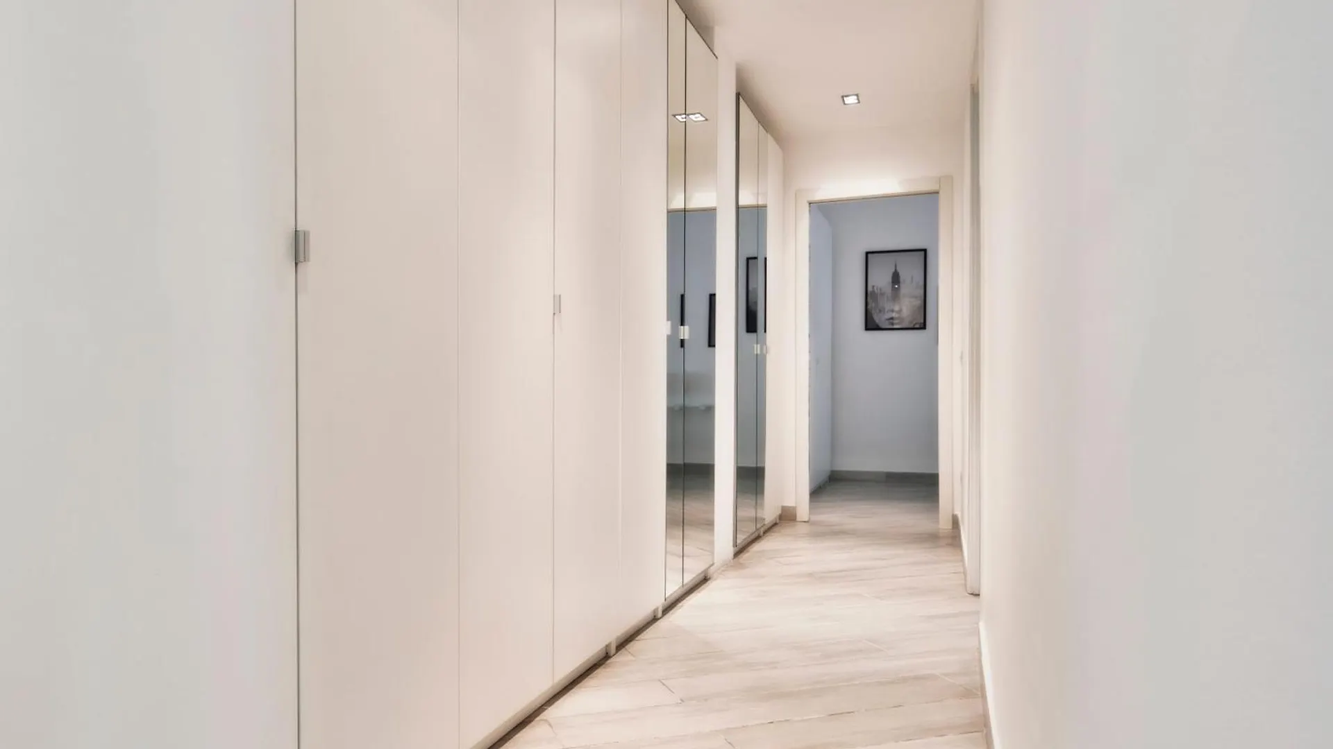 Wonderful Apartment Near Central Station Milan 0*,