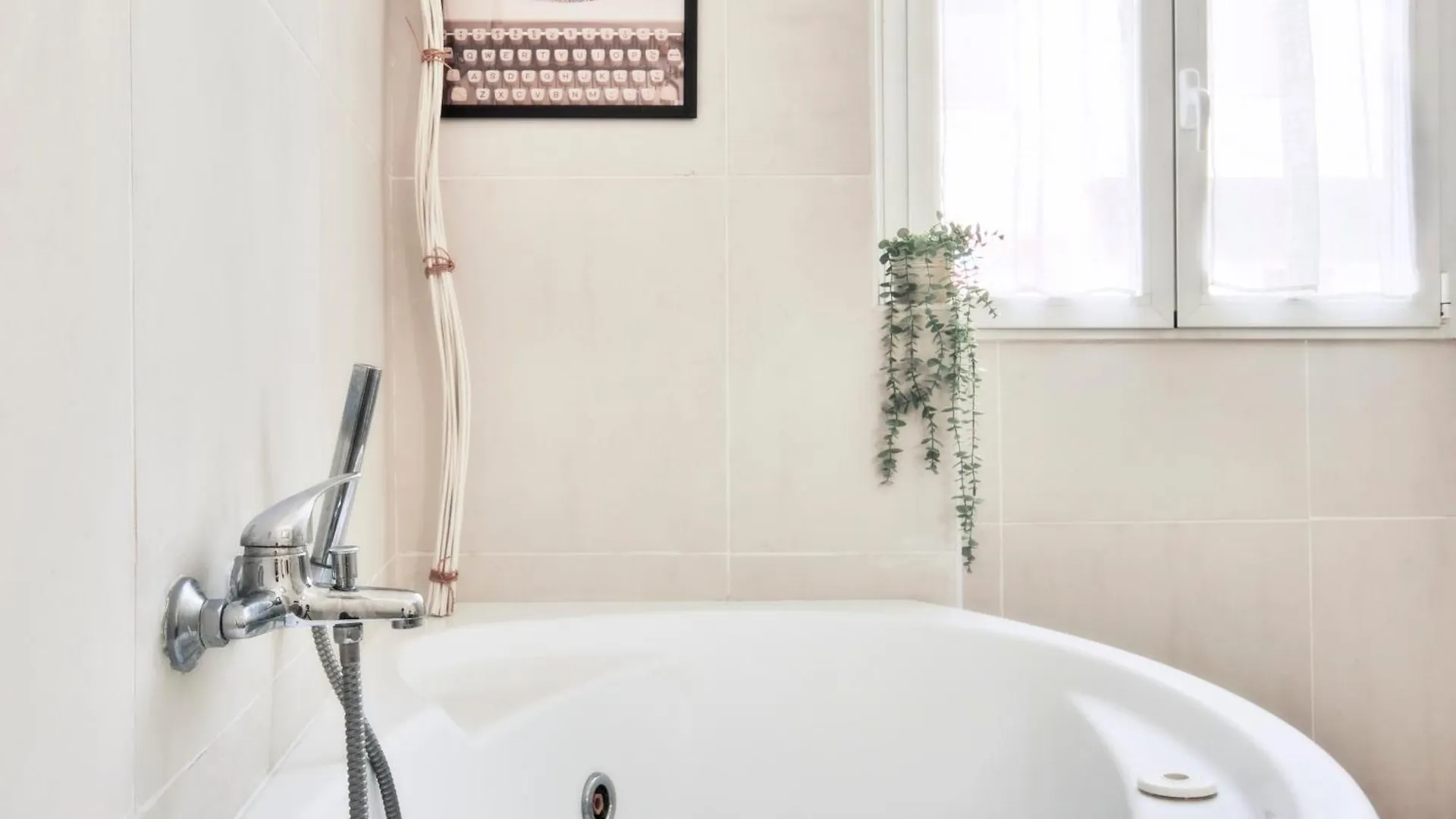 Wonderful Apartment Near Central Station Milan